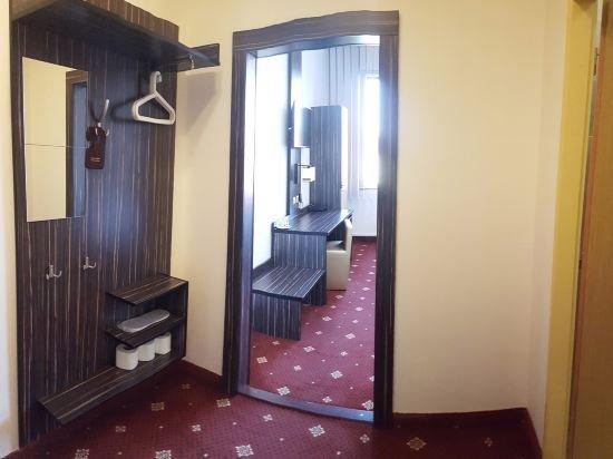 Hotel Montenegro บรุนตาล ภายนอก รูปภาพ